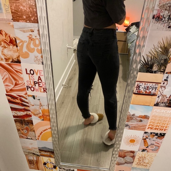 RIPPED BLACK JEANS - Picture 4 of 4